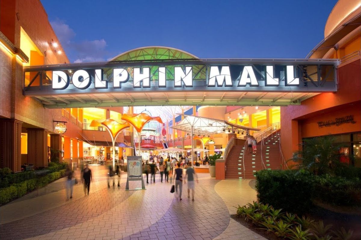 Dolphin Mall Miami